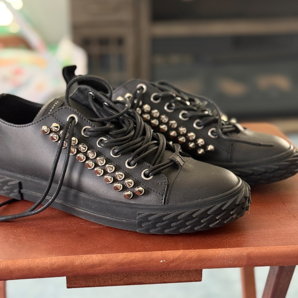 Giuseppe Zanotti Black